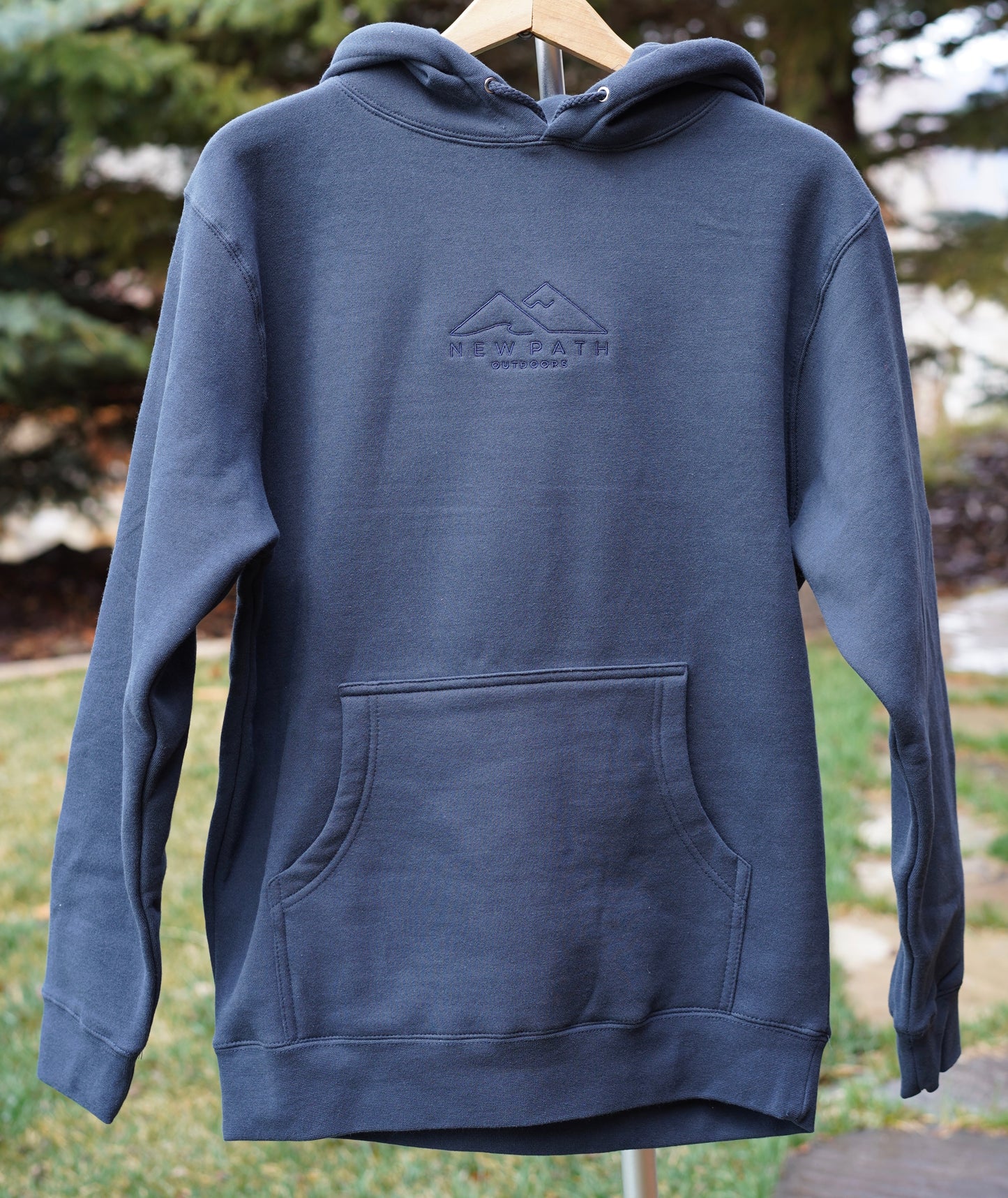 comfy sweatshirt. vintage sweatshirt. mountain sweatshirt. ocean sweatshirt.