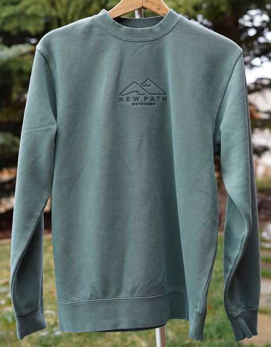 comfy sweatshirt. vintage sweatshirt. mountain sweatshirt. ocean sweatshirt.